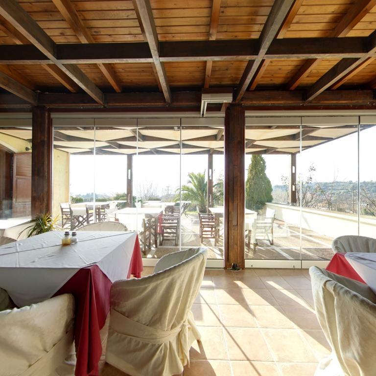Rocabella Hellinikon Country Hotel الغرفة الصورة